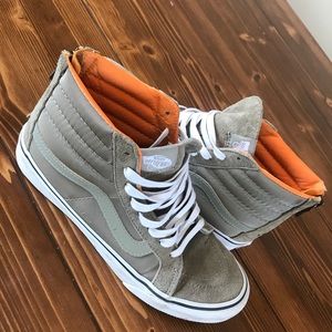 Vans LIKE NEW 8